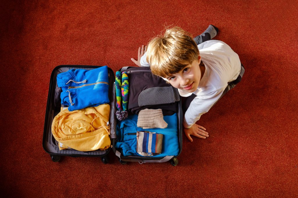 maleta para viajar con niños